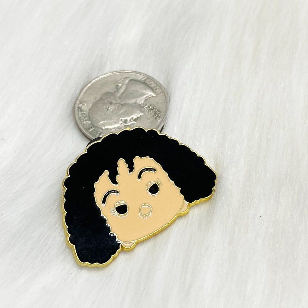 🔮 5/$25 Disney Tangled Mother Gothel Tsum Tsum Pin - Picture 2 of 3